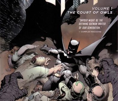 Batman (The New 52) Volume 01: The Court of Owls Fashion